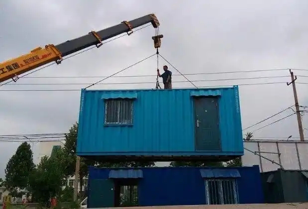 莱山吊装彩钢房